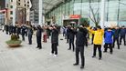 法轮功,韩国学员圣诞节集体炼功　中国游客赞叹 【明慧网】