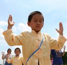 Published on 5/15/2006 美国首府华盛顿D.C.庆祝世界法轮大法日（图）