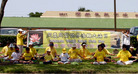 Published on 5/13/2008 庆祝法轮大法日　休士顿学员赞颂师恩浩荡（图）