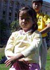Published on 9/19/2000 芝加哥学员在自由女神像下洪法