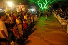 Published on 6/1/2009 法轮功,天国乐团马六甲古城演奏　观众欢喜（图）