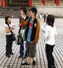 Published on 6/12/2006 让更多的人知道法轮大法的美好（图）