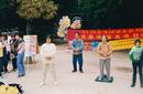 西班牙大法弟子祝贺"世界法轮大法日"
