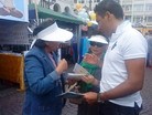 Published on 7/3/2011 法轮功,在德国卡尔斯鲁厄的民族节上传播真相（图） - 法轮大法明慧网
