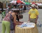 Published on 8/11/2011 法轮功,波兰鹿山市民支持法轮功反迫害（图） - 法轮大法明慧网
