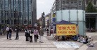 Published on 8/16/2011 法轮功,信息日传真相　德国民众支持法轮功（图） - 法轮大法明慧网
