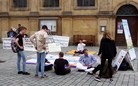 Published on 6/21/2016 法轮功,德国学员在拜罗伊特揭露中共活摘罪恶 【明慧网】
