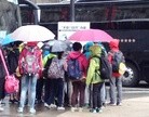 Published on 9/14/2016 法轮功,大英博物馆门前的新景观 【明慧网】