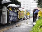 Published on 9/29/2006 日本学员国会前曝光中共活摘器官罪恶（图）