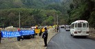 Published on 12/19/2009 法轮功,徐光春罪行难逃　法轮功学员拉横幅警示（图） - 法轮大法明慧网 - minghui.org