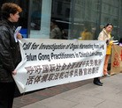 Published on 11/18/2007 法轮功,费城人抗议中共活摘器官（图）