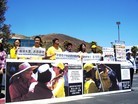 Published on 6/17/2012 法轮功,《星岛日报》歪曲报道　旧金山学员抗议（图） - 法轮大法明慧网
