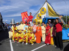 Published on 12/7/2005 法船悠悠众生来（图）