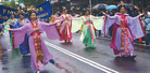 Published on 11/14/2006 “太棒了，法轮功！”（图）