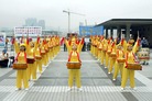 Published on 5/3/2006 港九两大游行吁全民反迫害解体中共（图）