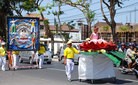 Published on 8/16/2008 法轮功,组图：印尼巴厘岛法轮功大游行