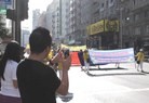 Published on 10/8/2014 法轮功,马德里法轮功游行　更多华人明真相 【明慧网】
