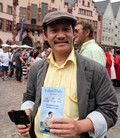 Published on 6/30/2016 法轮功,法兰克福人：揭露中共迫害很重要 【明慧网】
