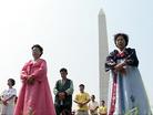 Published on 7/22/2003 法轮功学员在华盛顿举行大规模游行（图）
