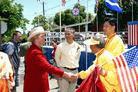 Published on 7/6/2003 图片报导：旧金山湾区学员参加独立日庆祝活动

