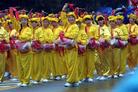 Published on 9/4/2003 纽约大法弟子参加盛大游行　观众赞扬如潮（图）
