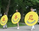 Published on 6/15/2004 大法来到了纽博格市（图）
