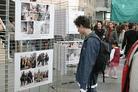 日内瓦大学的一次法轮大法真相图片展