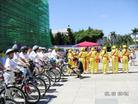 Published on 8/7/2004 台湾“营救被迫害的孩子─ 单车之旅活动”记者会（图）
