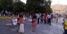 ֹ,ϣѧԱʹǰȺ㳡ҹ - ִ

