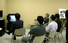 Published on 7/22/2006 中国人权侵害实况图片绘画展东京都议会大楼开幕（图）