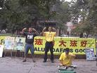 Published on 10/4/2003 热心中学生征集签名支持营救李祥春

