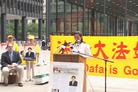 Published on 9/1/2003 “营救李祥春”车队来到伊利诺伊州（图）
