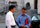 Published on 9/13/2003 中秋与家人团聚之际，曾遭监禁的居民吁营救李祥春（图）
