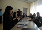 法轮功,神韵演员美旋面见联合国反酷刑专员（图） - 法轮大法明慧网 - minghui.org