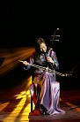 大纪元图片：新唐人第二届全球华人新年晚会多伦多专场戚晓春二胡演奏