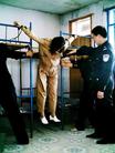 Published on 6/23/2005 哈尔滨市万家劳教所迫害大法学员的酷刑（图）