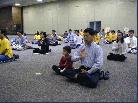 美国密西根州法轮功学员与全世界同步发正念铲除另外空间的邪恶  美国密西根 2001-5