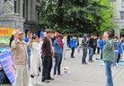 Published on 5/15/2011 法轮功,温哥华庆祝法轮大法日　更多人了解真相（图） - 法轮大法明慧网
