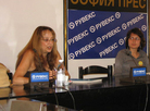 ѧԱŷΌйȺ,ͼΪնίԱᡶ͹ۡ־Mrs. Juliana Metdieva2006-7-20