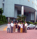 ֹ̨ͨйժ١鰸  ͼΪѧԱԱǰӰ2006-8-4