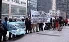 多伦多法轮功学员抗议泰国警察受中共驱使迫害法轮功2005-12-14