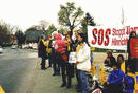 Published on 4/13/2002 ֹڵ¹С˹̹ٿŷᣨͼ
