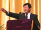 ŦԼִĵýѷ԰糡¡ٿǧѧԱᡣͼΪʦٽ 2006-3-26