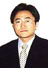 李祥春(Charles Lee，美国公民) 2003年1月22日被中国当局非法逮捕并判刑3年，在南京监狱历经折磨，于2006年1月23日回到美国
