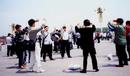 世界法轮大法日，学员天安门炼功，和平上访 05/13/2000