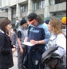 Published on 5/2/2013 ���ֹ�,���׶�������ǰ����ǩ����ֹ�Ⱥ�
