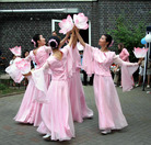 Published on 6/28/2006 ���ֹ�ѧԱ�ں��������Ļ�����ܵ���ӭ��ͼ��