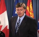 Published on 9/22/2003 ����ԱǴ���й��⽻���ڼ��ô�������ɢ�����(ͼ)
