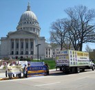 Published on 5/5/2009 ���ֹ�,���ѷ�г���Ϊ���й��Ⱥ��������ṩ���ߵĻ��ᣨͼ��