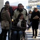 Published on 2/1/2006 ͼƬ�������������ֹ�ѧԱ�͵��ػ���������ӭ�й�����